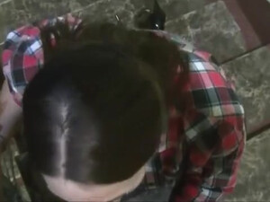 Натолкал в рот русской соседки членом